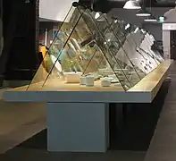 Image 4Triangular prism-shaped display cases in the Red Dot Design Museum, Essen