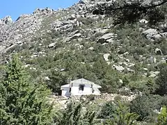 Refuge in La Pedriza that bears the name of Giner de los Ríos since its first construction in 1914. Nature excursions were one of the innovative educational resources of the Institución Libre de Enseñanza.