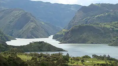 Guavio lake