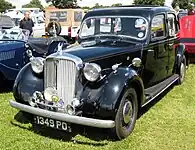 1948 60 6-light saloon