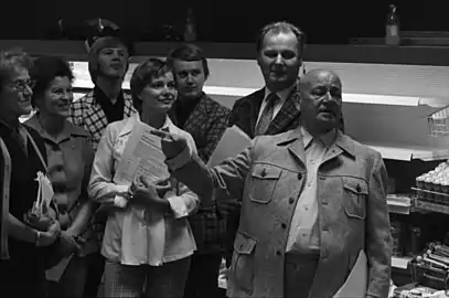 Ruben Jaari (to the right) with staff in 1973