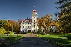 Palace in Dąbrówka Górna