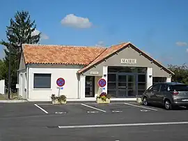 The town hall in Saint-Georges-Antignac