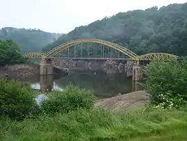 The Dognon Bridge over the Taurion, linking Saint-Laurent-les-Églises and Le Châtenet-en-Dognon