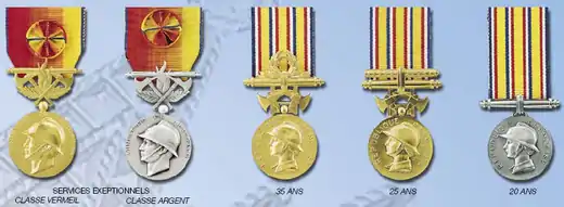 Sapeurs Pompiers honor medals