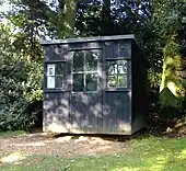 Garden hut in well-kept surroundings