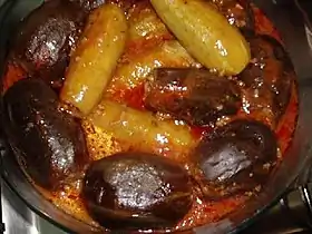 Sheikh al-mahshi of zucchini and aubergines in tomato sauce