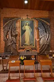 Divine Mercy side chapel