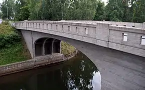 Single-Span in Shape of Arch, Finland