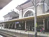 Platform 1 and the main station building as seen from platform 2