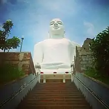 Sri Maha Bodhi Vihara Statue