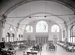 2nd Class Waiting room of the Stettiner Bahnhof after renovation, 1903.