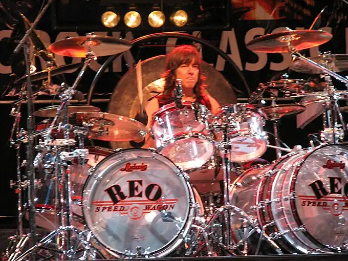 Hitt with REO Speedwagon in 2007.