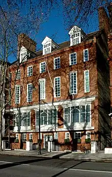 Swan House, 17 Chelsea Embankment