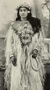 Tahitian woman in festive regalia (ca 1906)