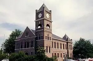 Tallahatchie County courthouse in Sumner