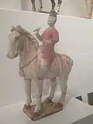 A male rider wearing a yuanlingshan, Tang dynasty