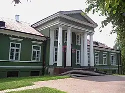 Tarnogóra Palace