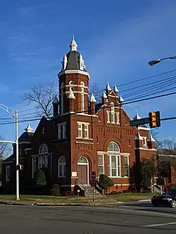 Image 41Temple B'Nai Sholom in Huntsville, established in 1876. It is the oldest synagogue building in continuous use in the state. (from Alabama)