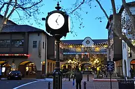 Salvio Pacheco Square facing Todos Santos Plaza – downtown