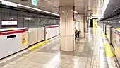 Platform at Toshimaen Station on the Toei Oedo Line.