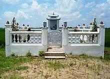 Tomb of Prime minister Lü Jia (Lữ Gia) and General Nguyễn Danh Lang