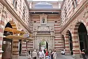 Henry IV courtyard, to the east.