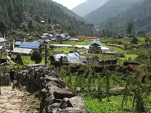 Trail exiting the village of Phakding leading to Lukla.