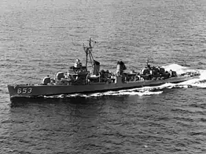 USS Knapp (DD-653) underway in 1955