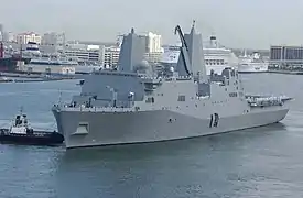 USS San Antonio arrives at Port Everglades, Florida in May 2006