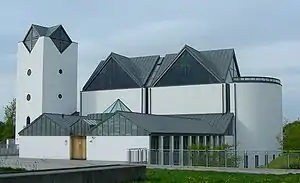 Vejleå Church, the church in Ishøj