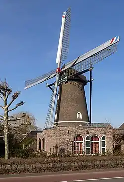 Ven Zelderheide, windmill named: "Rust na Arbeid"