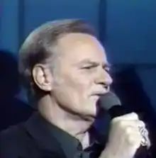 Gosdin performing on TNN, 1999