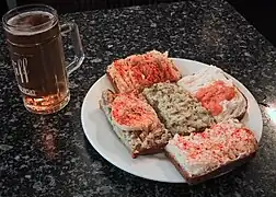 Open sandwiches in Vienna, with a Pfiff-size beer