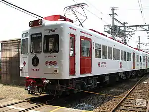 "Ichigo Electric Car" on the Wakayama Electric Railway Kishigawa Line, 2006