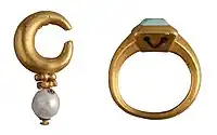 Wirkak tomb gold jewelry.