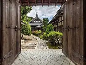 The garden of Isshinin temple in Chion-in, Kyoto