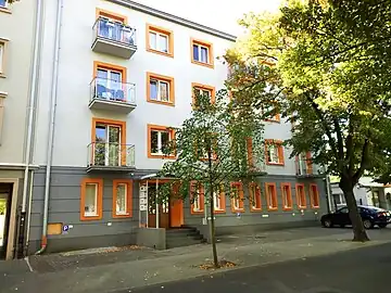 Facade at Nr.2a