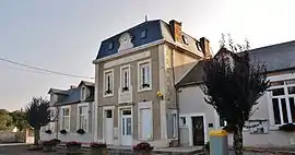 The town hall in Saint-Léger-le-Petit