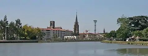 Agen, looking across the Canal de Garonne