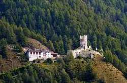 Reichenberg Castle in Taufers