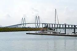 Fred Hartman Bridge