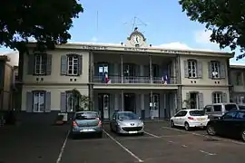 The town hall in Saint-André