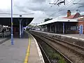 Fast (Tottenham Hale/Chingford line) platforms looking north