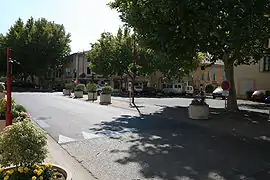 The village of Jonquières