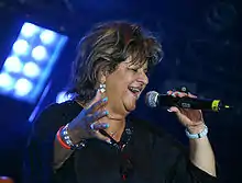 Joy Fleming in a live performance in 2005