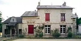 The town hall and school in Saint-Cyr-la-Rivière