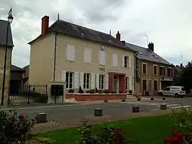 The town hall in Moulins-sur-Yèvre