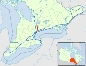 Highway 404 runs in southern Ontario connecting Toronto with York Region.