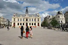 Place du Maréchal Leclerc, Poitiers.